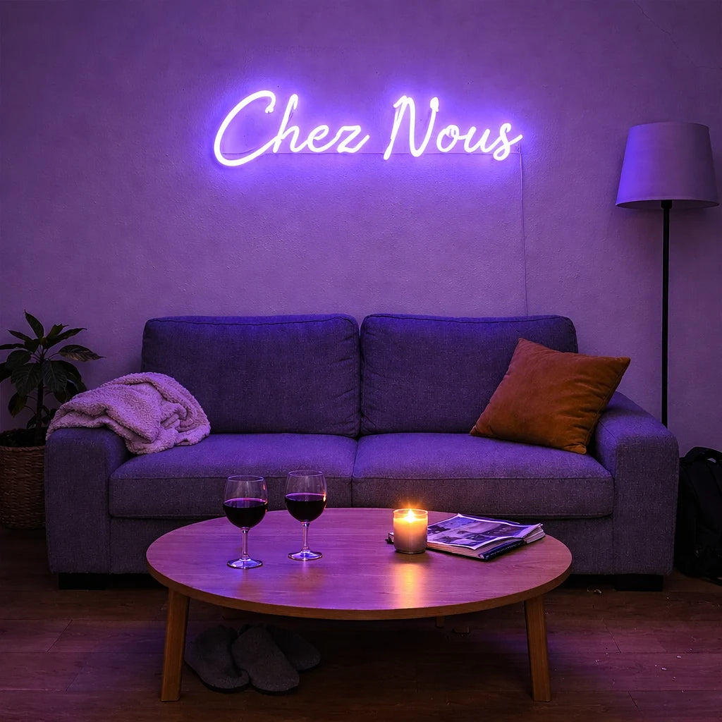 Après — espace avec néon LumiNéon installé